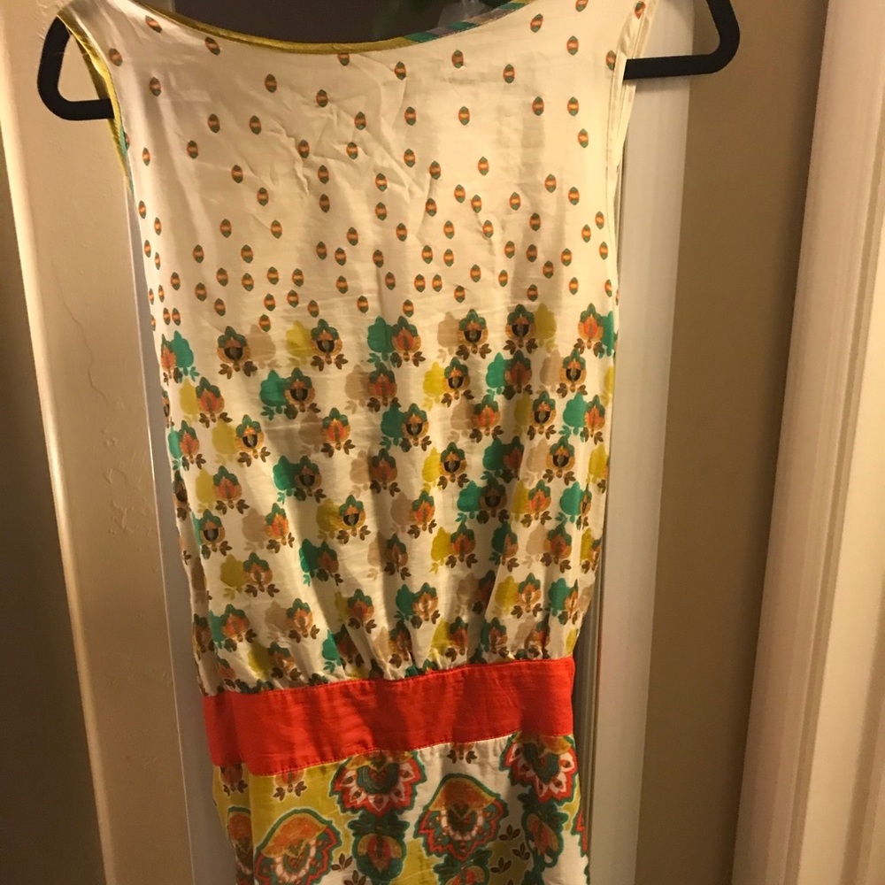 Small for a medium. - Picture 2 of 5